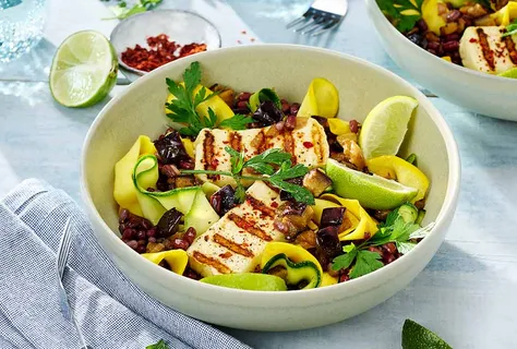Salada de curgete, feijão e beringela