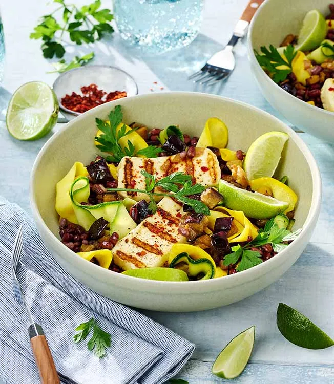 Salada de curgete, feijão e beringela