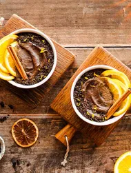 Mousse de chocolate com café expresso e laranja