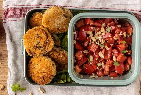 Hambúrgueres de painço com cogumelos e queijo