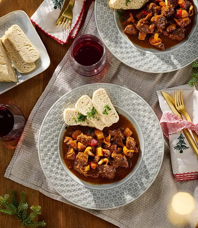 Goulash boémio de veado com cogumelos