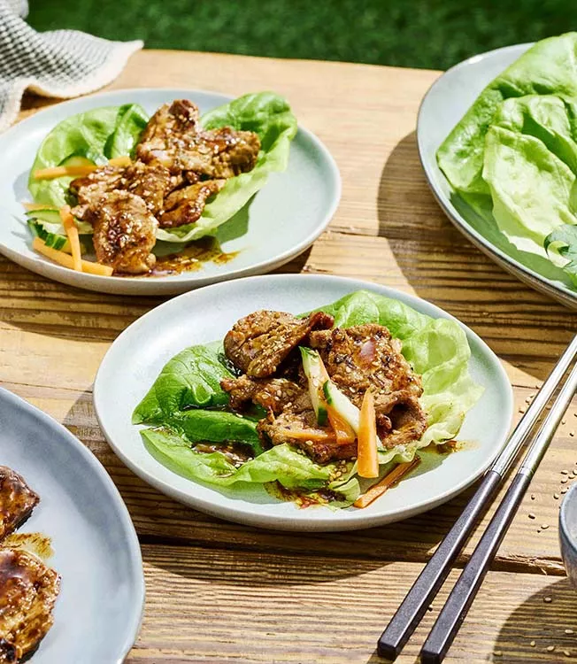 Bulgogi de porco com alface