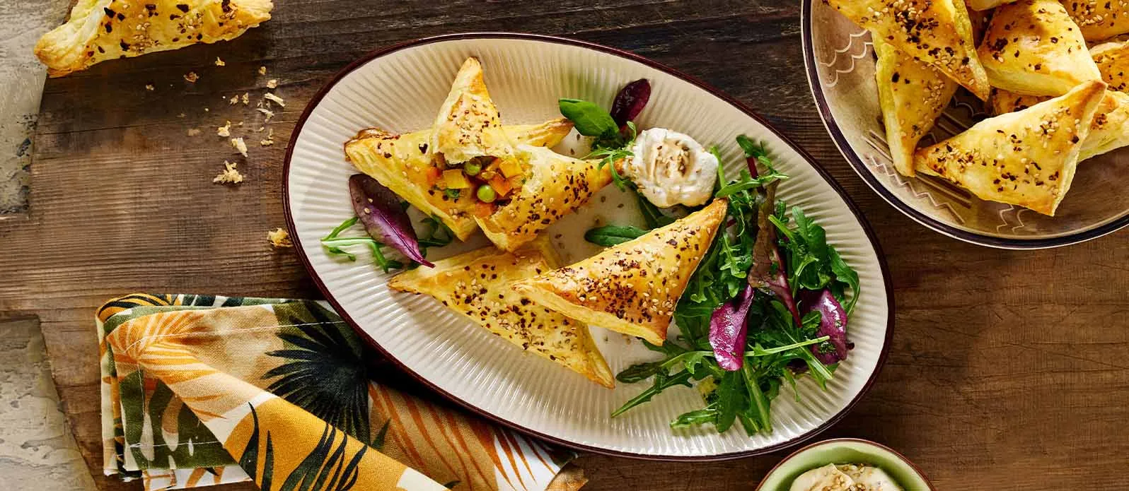 Chamuças com batatas e ervilhas