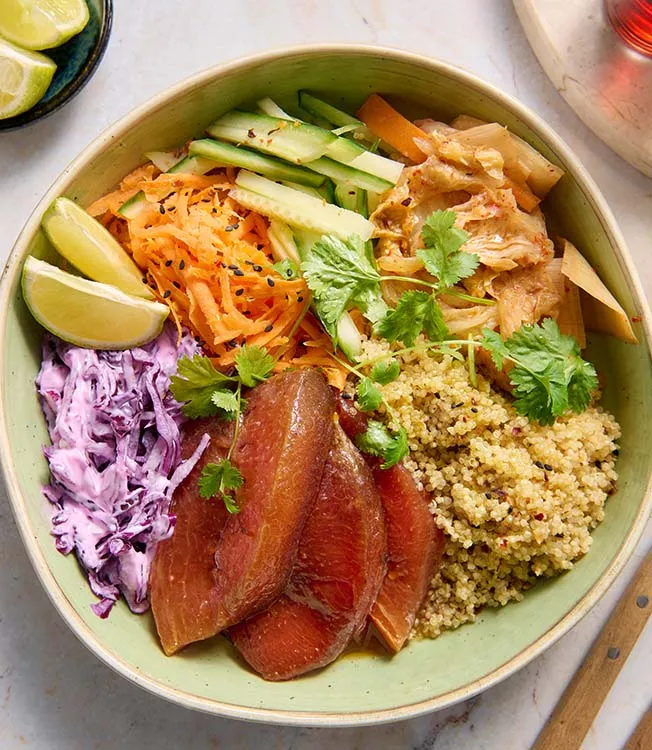 Ceviche tipo salmão com melancia e quinoa