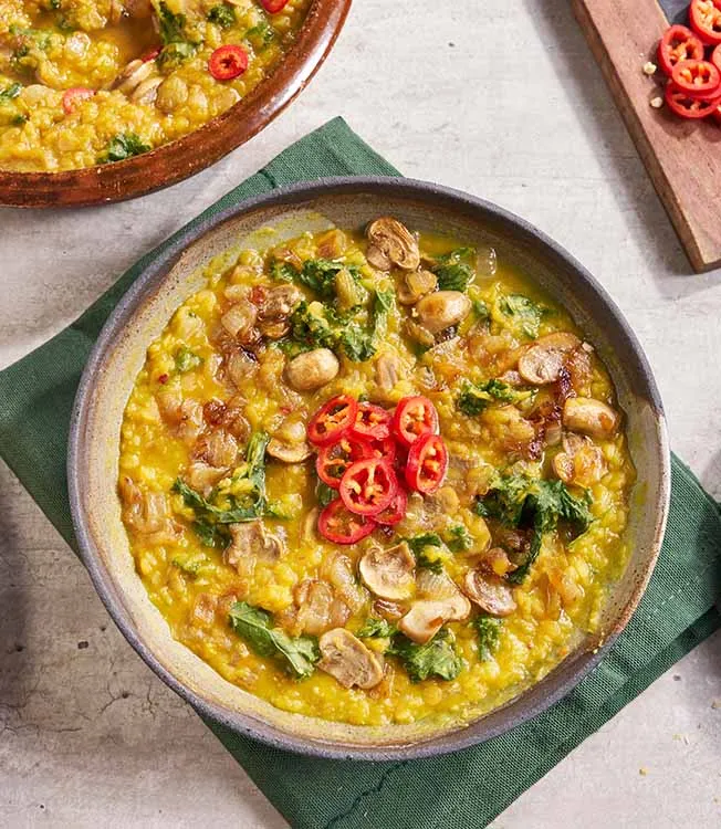 Dal de lentilhas vermelhas com cebola e mirin