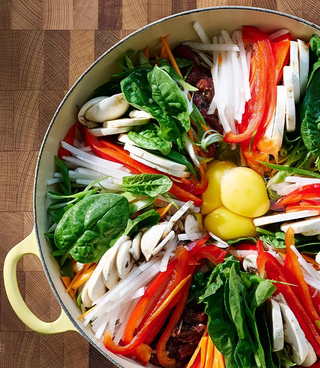 Hot pot coreano jeongol — estilo sukiyaki