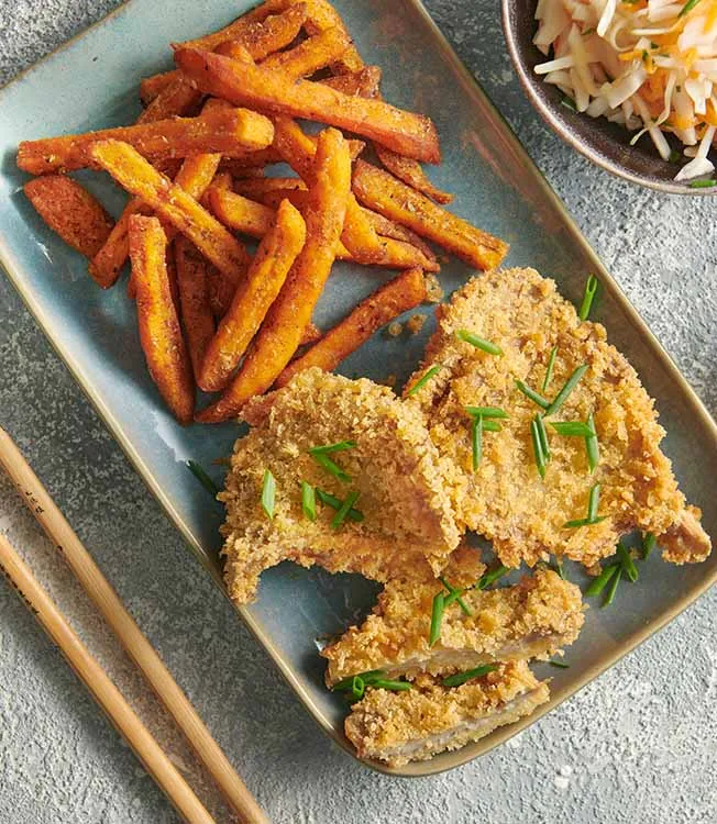 Cogumelos fritos à tonkatsu com batata-doce frita
