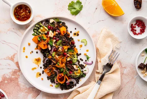 Salada de lentilhas com tâmaras e molho de citrinos