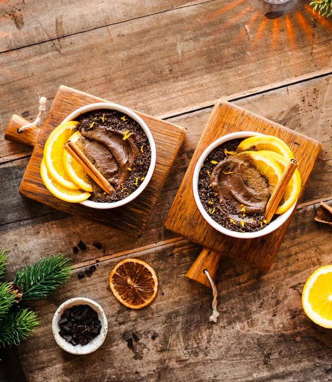 Mousse de chocolate com café expresso e laranja