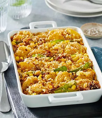 Gratinado de batatas, cebola e natas com cobertura Panko