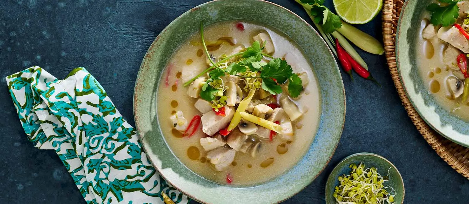 Tom kha gai com frango