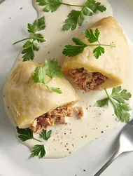 Cepelinai com pato desfiado