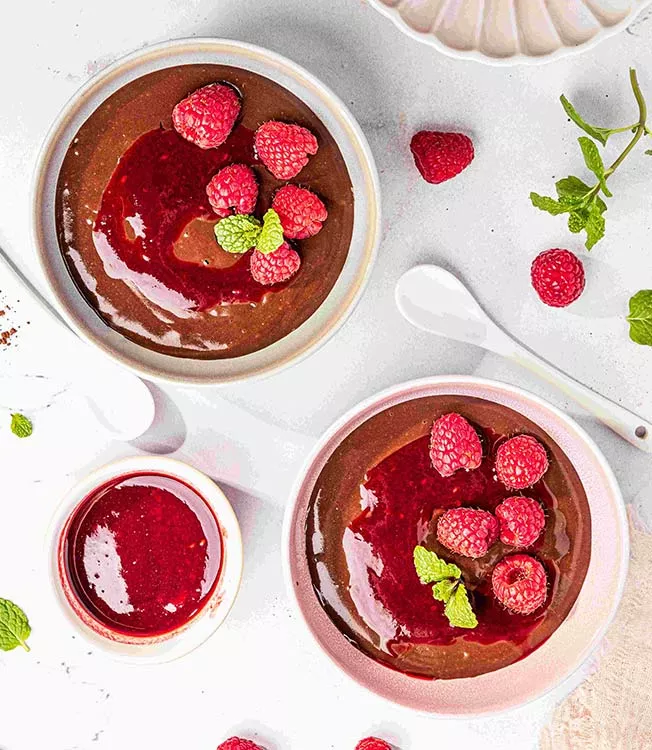 Arroz doce de chocolate com molho de framboesa