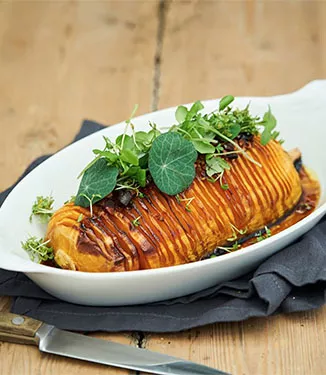 Abóbora butternut hasselback
