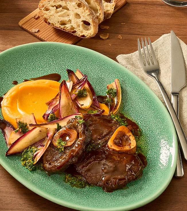 Ossobuco de veado com puré de batata-doce