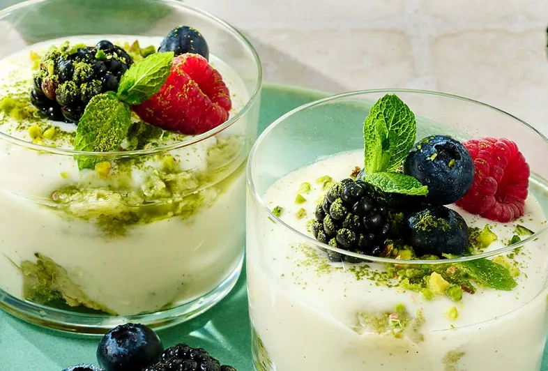 Tiramisu vegan com matcha e tamari