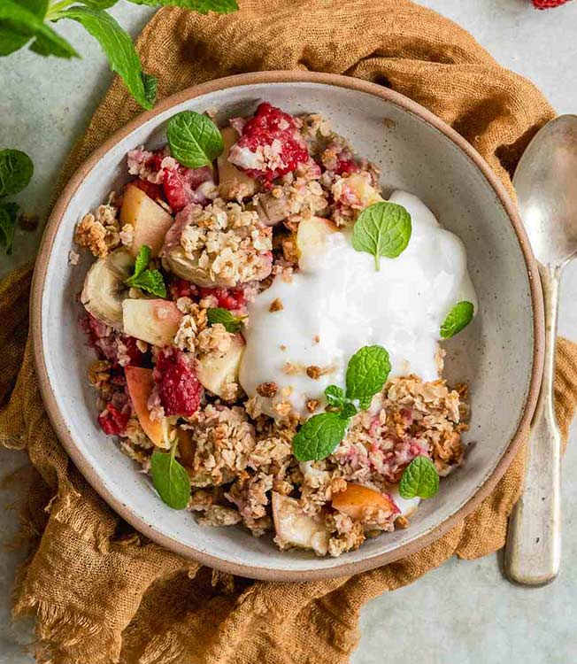 Crumble de fruta e cereais integrais